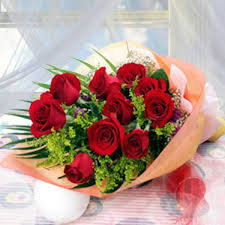 Bahkan dalam alur cerita hamlet karangan dari william shakespeare ini dilambangkan sebagai kebangsawanan. Handbouquet Bunga Mawar Asyifa Bunga Mawar Florist Tlp 087883711884 082325533610 Buy Flowers Online Send Flowers Online Flowers Online