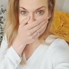 Radio host left mortified after sending underwear snaps to gym instructor  in mix-up