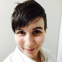 Caroline Willis's Instagram, Twitter & Facebook