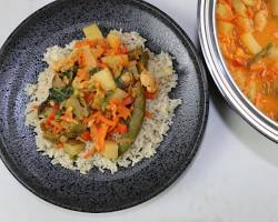 Image of Vegetable curry with brown rice