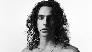 Eddie Benjamin Unleashes New Single “RUN!” with Emotional Visual