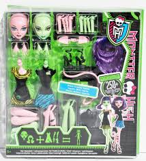 Amazon Com Mattel Monster High Create A Monster Witch And Cat Girl Starter Set Toys Games Each monster high character has unique traits. mattel monster high create a monster witch and cat girl starter set