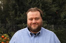 We are going to visit your local restaurant to get all of our food and. Intervista A Stefano Fresi L Attore Dagli Occhi Buoni Il Nuovo Magazine