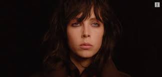 Maybe you would like to learn more about one of these? Mannequin Et Musique De La Pub Parfum Libre De Yves Saint Laurent Ysl