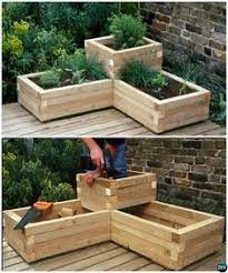 Diy Corner Wood Planter Raised Garden Bed 20 Diy Raised Garden Bed Ideas Instructions Gardening Woodworking Ga Verhoogde Tuinen Patio Tuin Tuinplantenbakken