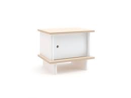 Vous recherchez des meubles de chambre au design simple et épuré ? Tables De Chevets Cmonpremier Site De Puericulture Mobilier Bebe Et Enfant Design