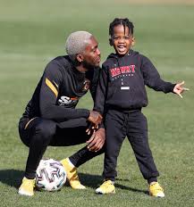 Jun 02, 2021 · henry chukwuemeka onyekuru bu sezon sarı kırmızılılarda 14 lig maçına çıkarken 5 gol atıp 4 asist yaptı. Henry Onyekuru Henryconyekuru Twitter