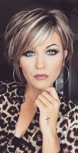 Lana Cooley's Instagram, Twitter & Facebook