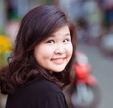 Deborah Berlin's Instagram, Twitter & Facebook