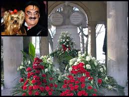 Dubbed the king of pop. Promi Graber Die Zehn Beruhmtesten Ruhestatten Der Welt Stars