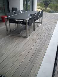 Terrasse En Ipe Bois Exotique Dote D Une Excellente Durabilite Dans Le Temps Terrasse Ipe Bois Ipe Terrasse Bois