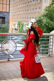 30th Birthday Outdoor Birthday Photoshoot Ideas For Adults Happy Birthday To Me Priiincesss In 2020 Fashion Blogger Style Inspiration Red Holiday Dress Holiday Outfit Inspiration