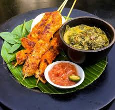 Resepi ikan siakap kukus halia. Sate Ikan Tanjung Fish Satay Picture Of Asmara Restaurant Lounge Senggigi Tripadvisor
