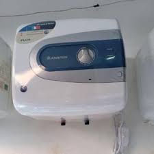 Pemanas ini dilapisi dengan titanium plus, elemen pemanas tembaga, dilengkapi dengan elcb design mewah bergaya new technology : Water Heater Pemanas Air Ariston 15l Bekas Original Shopee Indonesia