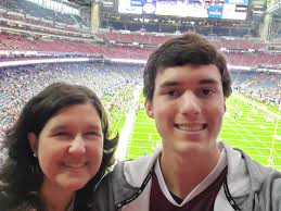 Jennifer McKelvey (@aggiejen92)