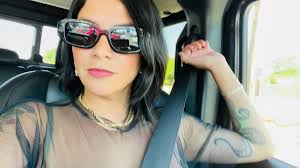 @la_gr0seras video Tweet