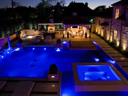 Wow We D Love To Hang Out Here All Night Every Night With A Beautiful Glass Of Champagne Or Two T Modern Pools Swimming Pool Designs Pool Design Modern