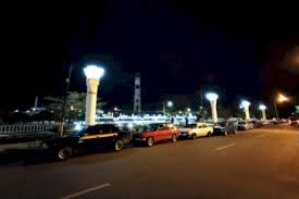 Stolek můžete kombinovat s ostatním nábytkem ze série makassar, laose, romeo nebo sheesham woody. Corolla Retro Makassar Kembali Gelar Touring Jappa Jappa Rong Harus Tiba Di Palu Dalam 2 Hari