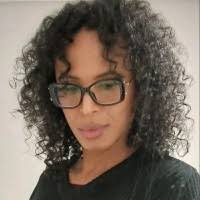 600+ perfis com “Leona”