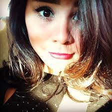 Janine Feerrar's Instagram, Twitter & Facebook