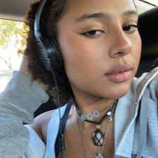 mia sharp (sharpmia14)