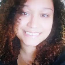 Denise Boschetti's Instagram, Twitter & Facebook