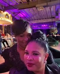 Renee Elizabeth, MBA, MS in Nonprofit Management (@flow_lizzygirl) •  Instagram photos and videos