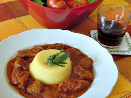 Spezzatino Misto Con Polenta Spezzatino Polenta Secondi Piatti