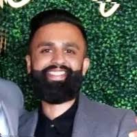 20+ "Zeeshan Tariq" profiles