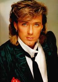 Spandau Ballet Martin Kemp Then Looking Startlngly Like He Raided The Closet Of One Andrew Ridgely Of Wham Circa 1985 Martin Kemp Spandau Hot Actors