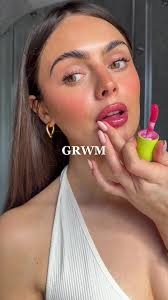 Every Day Natural Makeup Tutorial by Jessica Lynne Evans