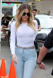 Khloe kardashian had fans doing a double take on friday when she debuted a brand new look on her instagram. Pin On Khloe Kardashian