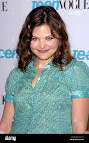 Ginnifer Goodwin at arrivals for TEEN VOGUE Young Hollywood Issue Party,  The Hollywood Roosevelt Hotel, Los Angeles, CA, September 20, 2005. Photo  by: David Longendyke/Everett Collection Stock Photo - Alamy