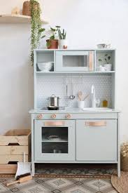 15 Incredible Ways To Remodel Ikea S Duktig Play Kitchen Kokkenrenovering Diy Kokken Kokkendesign