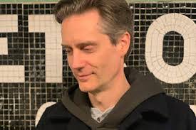 Peter Lodwick's Instagram, Twitter & Facebook