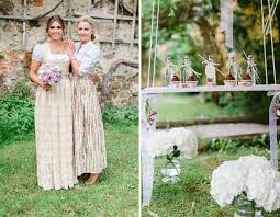 Ideen Wie Ihr Das Styling Von Braut Und Brautmutter Passend Aufeinander Abstimmen Konnt Am Beispiel Von Tracht Und Brautdirndl Braut Hochzeit Brautmutter