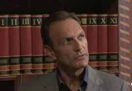 UN POSTO AL SOLE/ Video e anticipazioni: Roberto riconoscerà Tommaso come  suo figlio