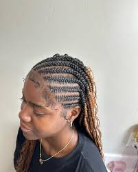 Half knotless half stitch cornrows 🔥🥵