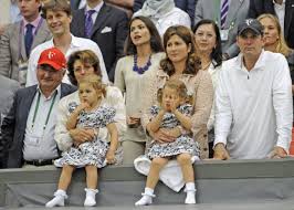 Swiss professional tennis player roger federer family with father, mother, sister, wife, son & daughter photos 2017 hd. Roger Federer Photos Successstory