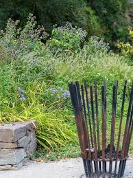 Garten T Raume Fur Familien Mit Diesen 10 Tipps Vom Profi Klappt S Verdarium Oder Der Besondere Gartengestalter Garten Selbstversorger Garten Und Feuerkorb