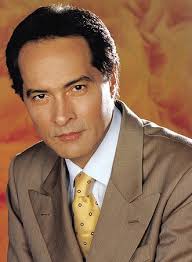 Jean Carlo Simancas Es un actor de televisión y de teatrovenezolano. Inició  sus estudios de arte dramático, mientras estudiaba en el colegio y continuó  con su formación en el Teatro Universitario del