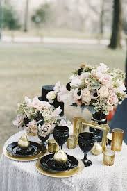 Ideas for halloween table decorations: Best Halloween Table Decor And Centerpiece Ideas Chic Halloween Tablescapes