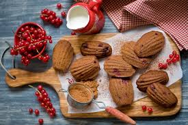 Marc murphy takes shortbread cookies to a whole new level by layering the traditional recipe with dark chocolate and homemade cookie butter. 5 Classic French Christmas Cookie Recipes