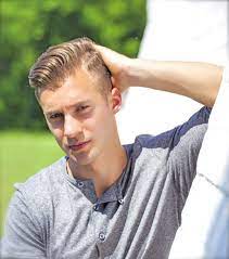 Il mercato è estremamente ampio e vario, posso dirti che puoi trovare protesi da 100€ fino a un massimo . Protesi Capelli Invisibili