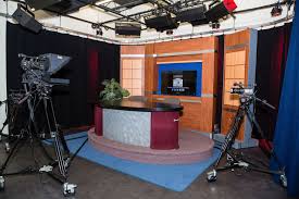 multifunctional tv studio w/ green
