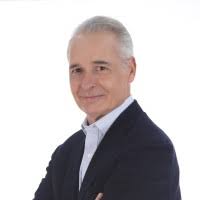 80+ perfiles de «Manuel De Miguel»