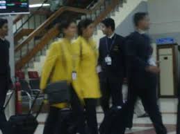 In august 2017, amit malhotra was travelling in a jet airways flight from hong kong to delhi when he was impressed by the hospitality provided by devshi kulshrestha, a member of the cabin crew. Jet Airways Air Hostess Youtube
