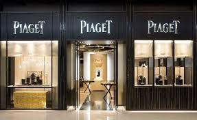 Jewellery showroom front display design. 100 Creative Jewelry Storefront Designs Zen Merchandiser Storefront Design Shop Front Design Store Fronts