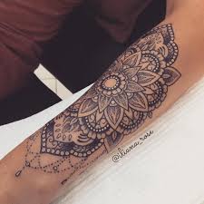 Henna Inspired Cuff For A Eurasian Beauty Henna Style Tattoos Cuff Tattoo Tattoos