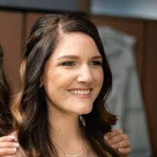 Nicole Hochstetler's Instagram, Twitter & Facebook